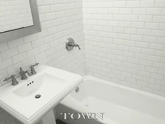 Rented by Town Residential | media 9