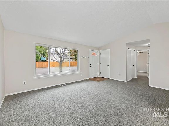 3rd image of 9480 W Albany Ave