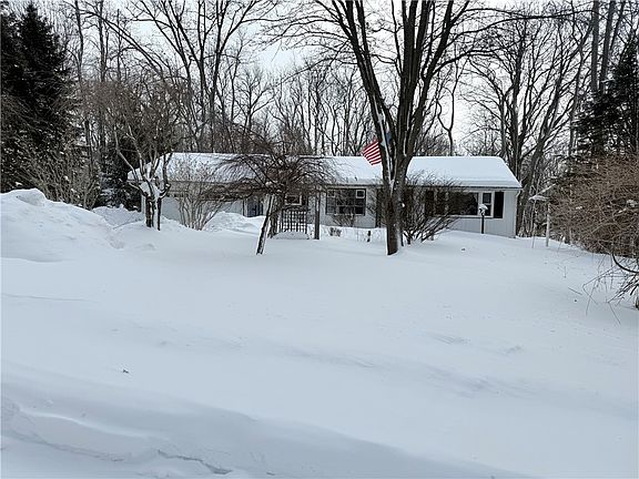 2nd image of 8244 Lake St