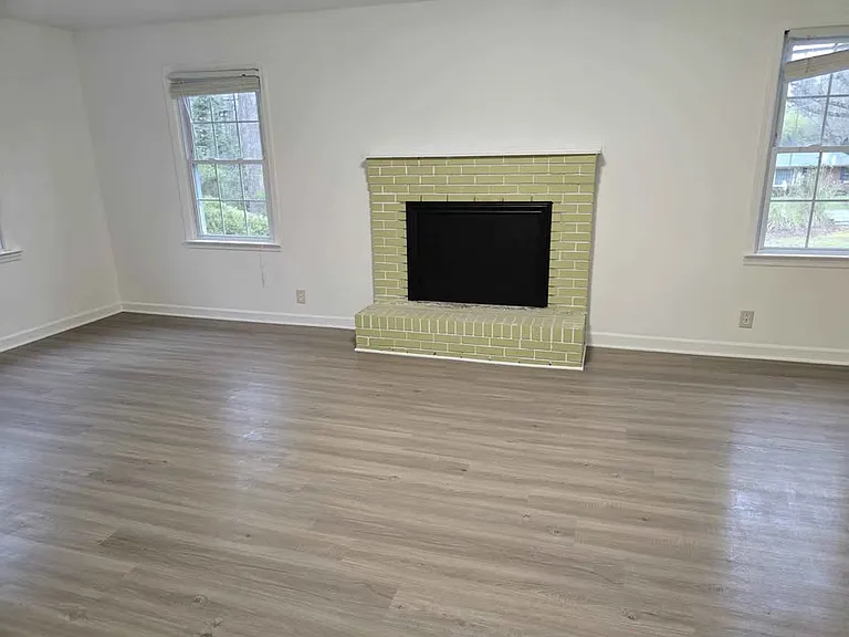 4516 Woodland Ave — Photo 4