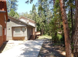 665 Blue Lake Springs Dr, Arnold, CA