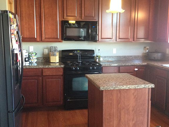 3rd image of 9206 Angelica Dr