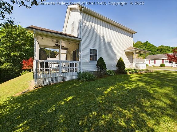 2nd image of 20 Hunter Dr