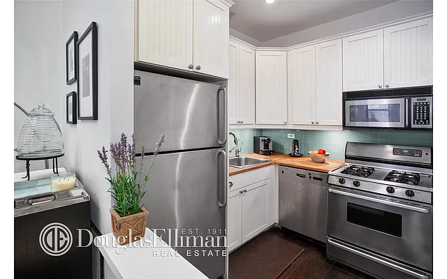 Sold by Douglas Elliman | media 9