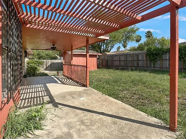 3021 Hummingbird Ave — Photo 13