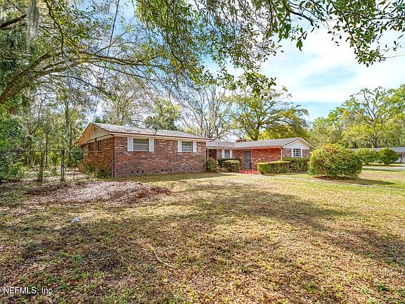 3rd image of 8648 HOWELL Drive