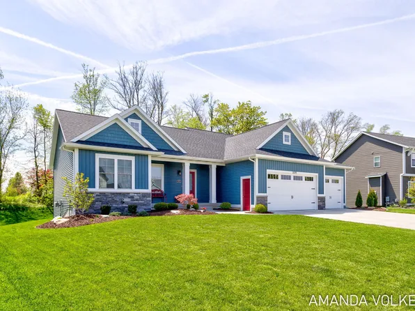 2274 Whistle Creek Dr SW, Byron Center, MI 49315