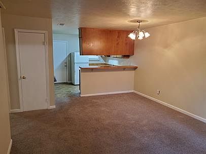 2nd image of 1729C Marion Ave