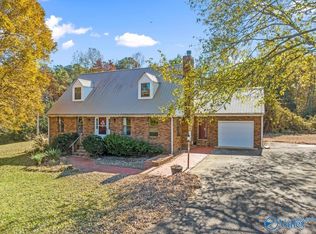 490 Bluffview Dr, Arab, AL 35016