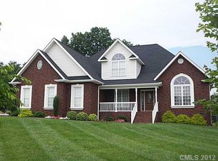 2488 Birdie Ln, Conover, NC 28613