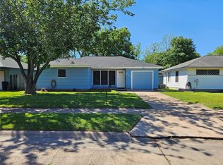 233 W 4th St, Deer Park, TX 77536