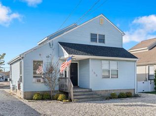 158 15th St, Avalon, NJ 08202
