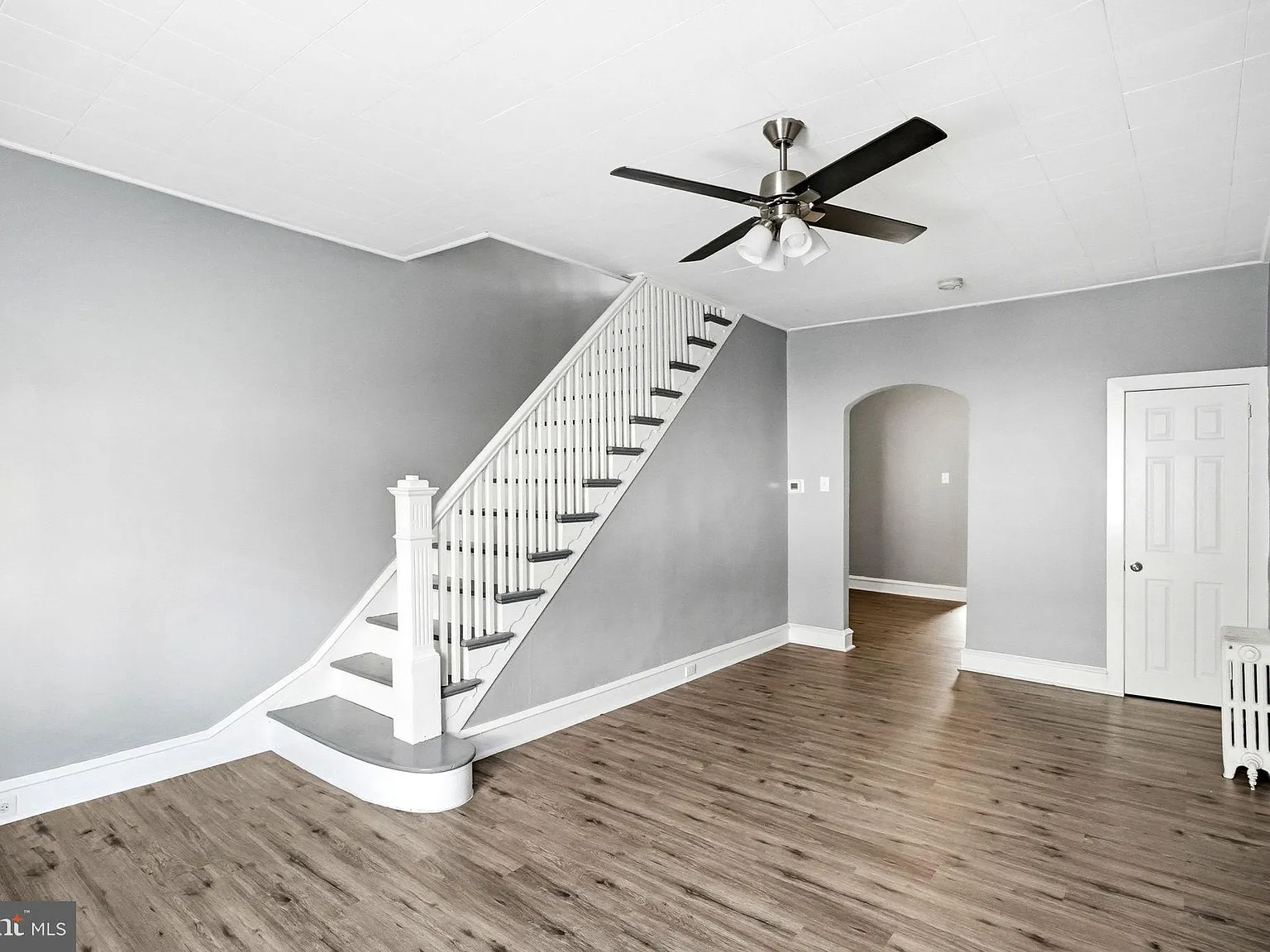 3 bed, 1004 sqft, $1,500 — Photo 3