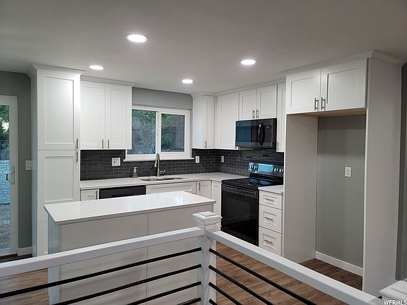 4th image of 2960 W Ryan Dr