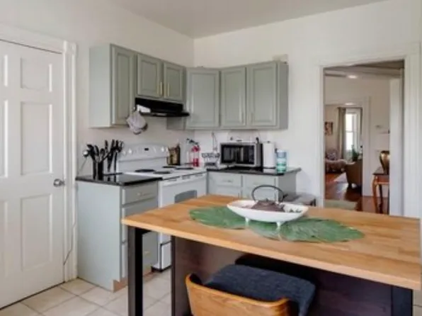 14 Carleton St #10, Providence, RI 02908