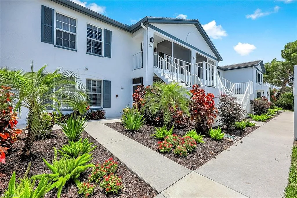 2 bed, 2.0 bath, 1203 sqft, $8,500 — Photo 1