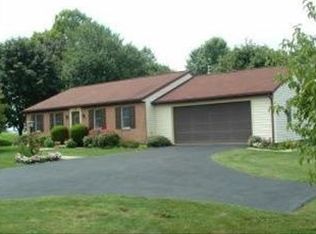 105 Cheryl Ann Ct, Willow Street, PA 17584