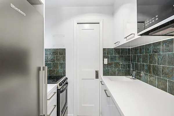 Rented by The Agency | media 1