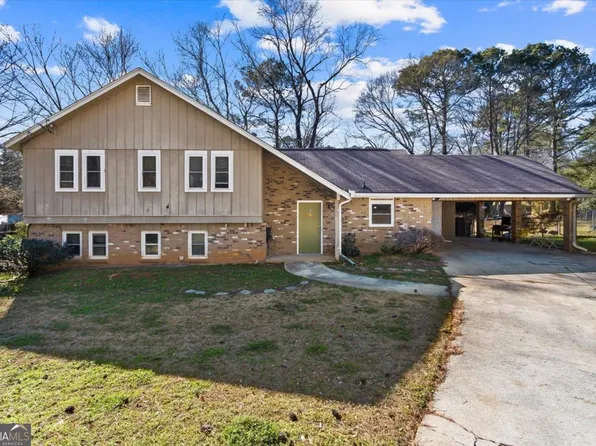 3283 Kimberly Woods Ct SW, Lilburn, GA 30047