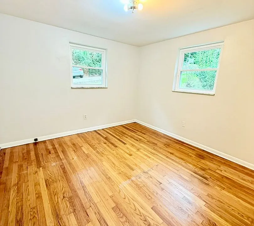 3447-3453 Evergreen Rd