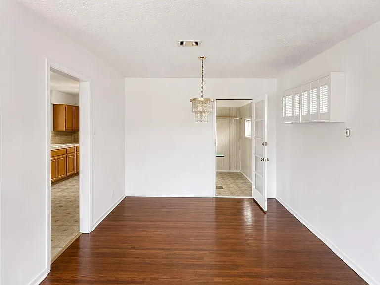5522 Nassau Rd — Photo 4