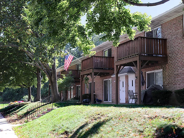 Springside Manor — Photo 11