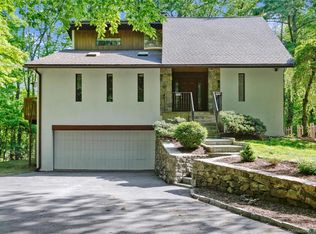 169 Westport Rd, Easton, CT 06612