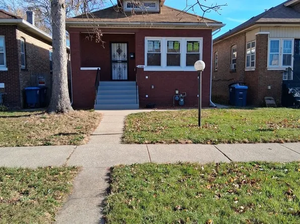 2105 S 7th Ave, Maywood, IL 60153