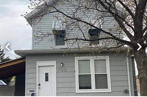 752 W King St Photo 1