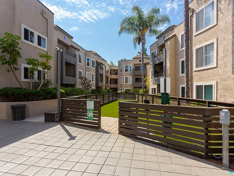 Mission Pacific Apartments — Photo 31