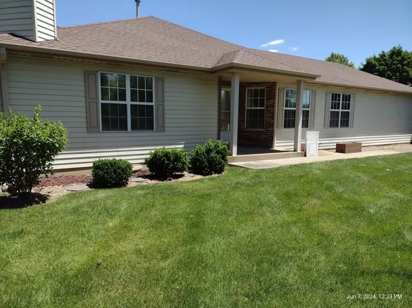 13832 S Magnolia Dr, Plainfield, IL 60544