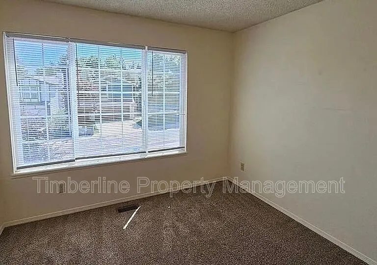 7045 Sproul Ln — Photo 16