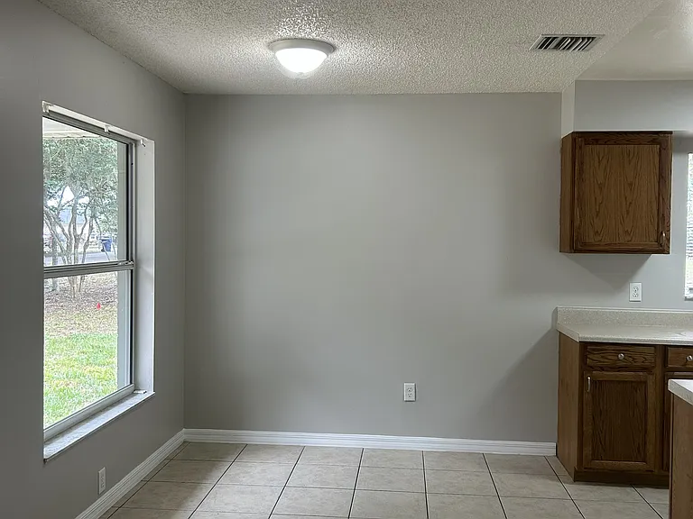 611 Palmetto Dr — Photo 4