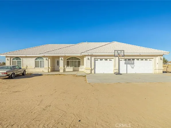 6076 Solano Rd, Phelan, CA 92371