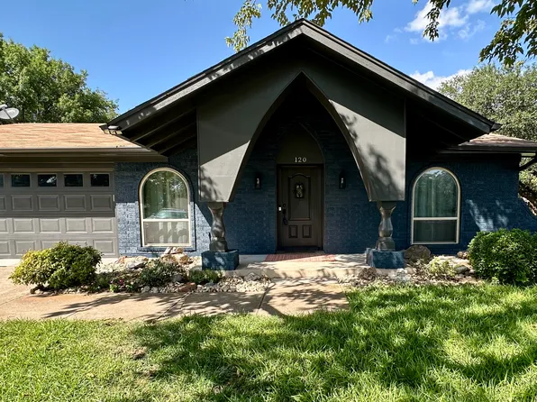 120 Lakeway Dr, Benbrook, TX 76126