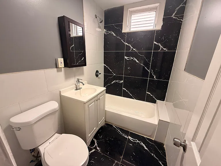113 Armstrong Ave #A1 — Photo 4