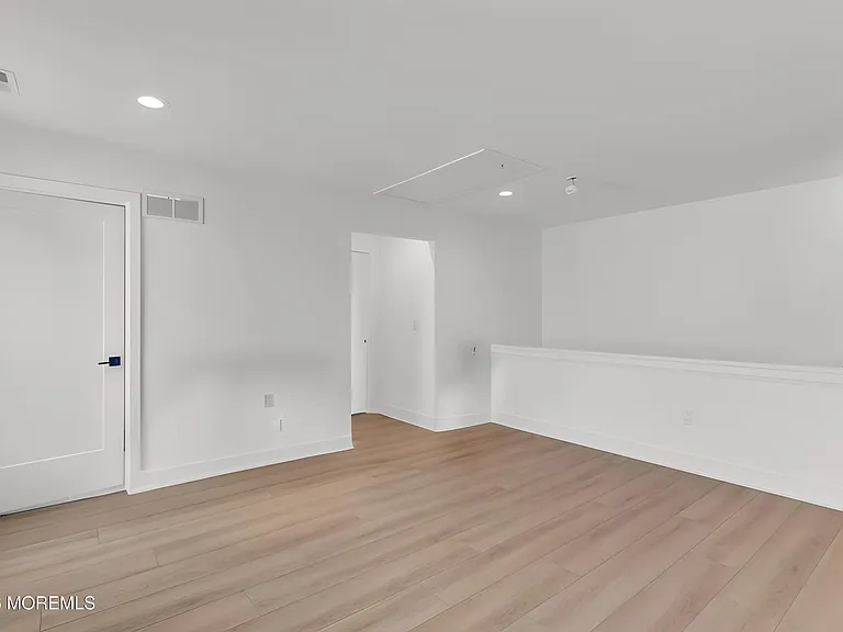 113 Mustang Dr — Photo 14