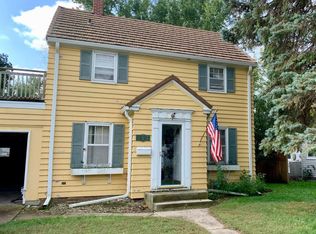 753 12th St, Windom, MN 56101