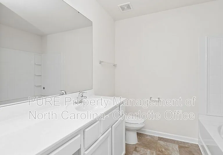 6008 Vista Woods Ln — Photo 14