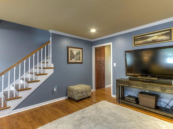 5th image of 604 Dardanelles Dr