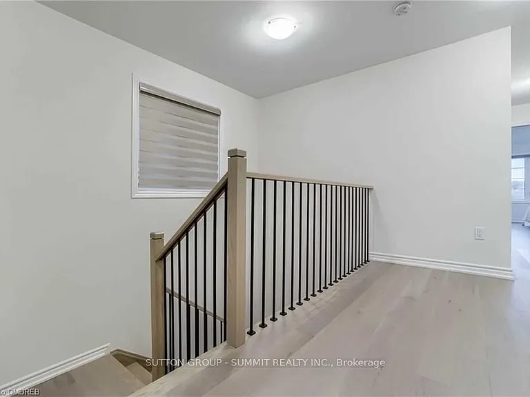 492 Bergamot Ave — Photo 11