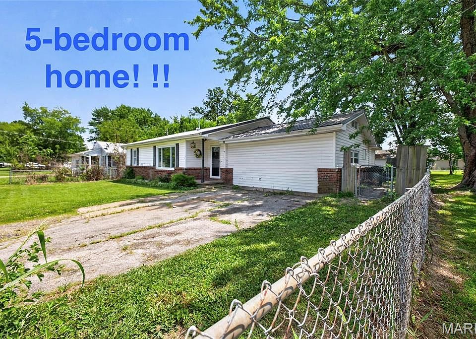 1st image of 707 McClain St