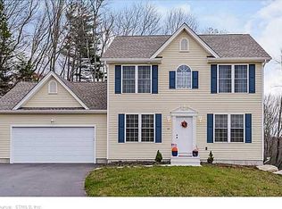 10 Brookside Dr, Dayville, CT 06241