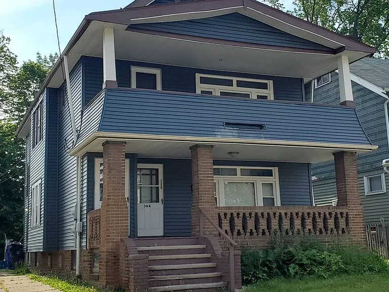 3320 Berea Rd — Photo 1