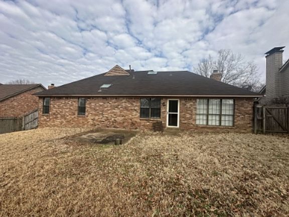 2nd image of 8693 Debbie Kay Ln