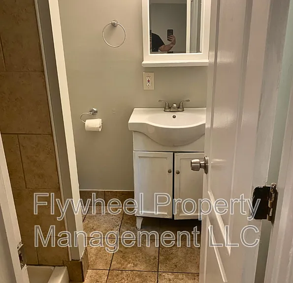 2829 New Jersey Ave — Photo 11