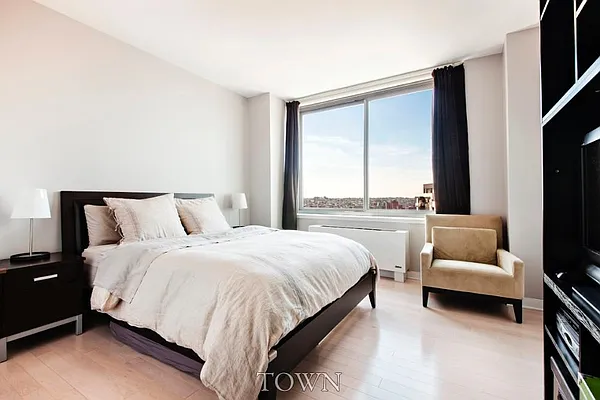 Sold by Town Residential | media 3
