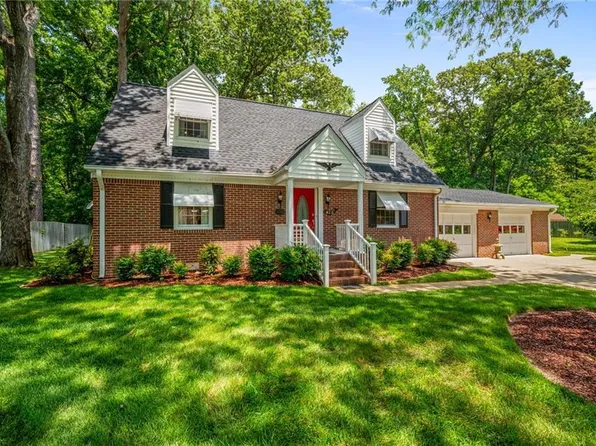 440 N Adventure Trl, Virginia Beach, VA 23454