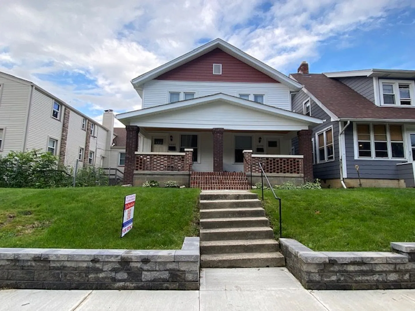 2598-2600 Dayton Ave — Photo 2