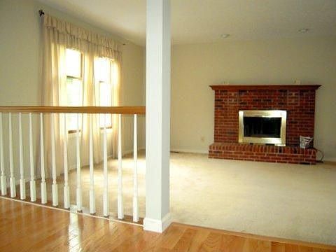 3rd image of 33565 Arlesford Dr
